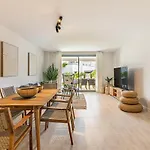 Vanian Gardens - 3br With Garden *