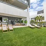 Apartment Vanian Gardens - 3br With Garden Estepona