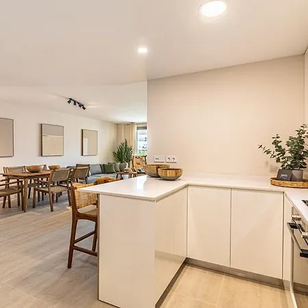 Vanian Gardens - 3br With Garden Apartamento Estepona