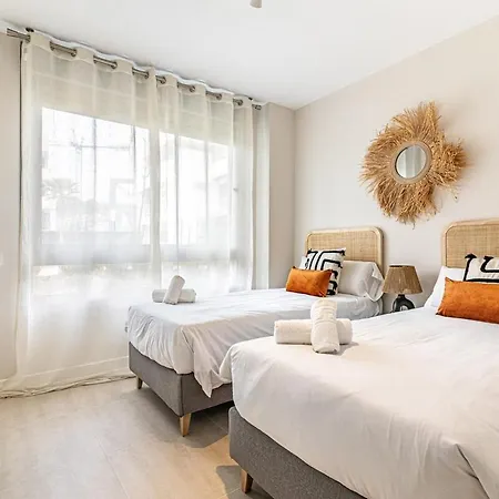 Apartment Vanian Gardens - 3br With Garden Estepona