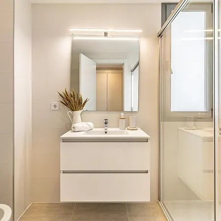 Vanian Gardens - 3br With Garden * エステポナ
