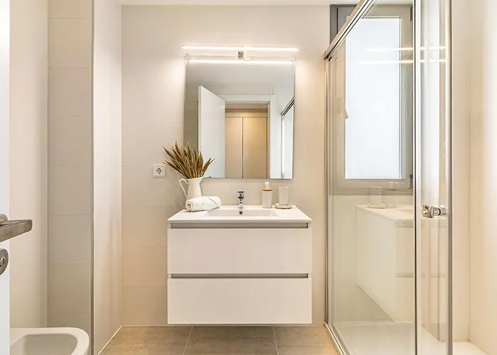 Vanian Gardens - 3br With Garden Apartamento *